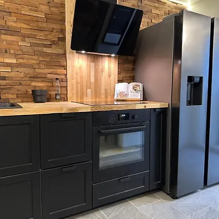 A Place To Stavanger, 1