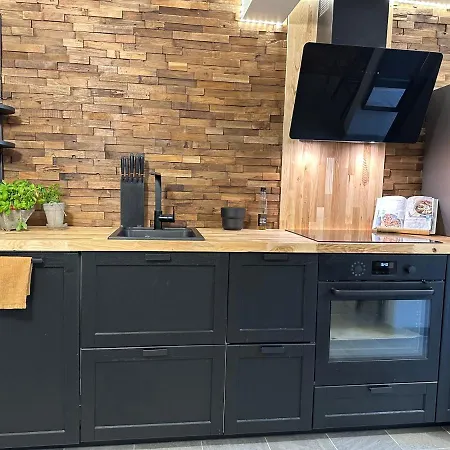 A Place To Stavanger, 1 * 스타방에르