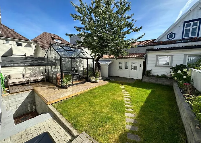 A Place To Stavanger, 1 * 스타방에르